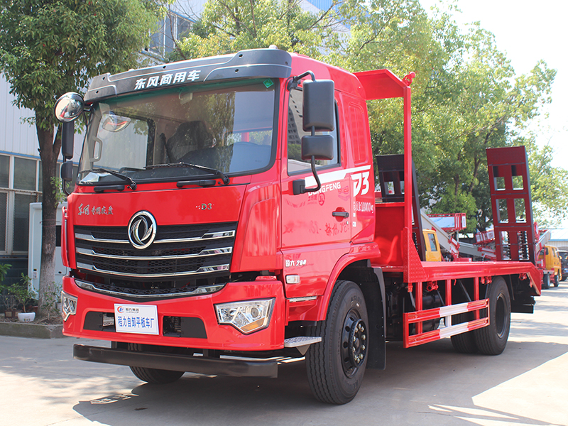 東風(fēng)D3國(guó)六單橋平板運(yùn)輸車